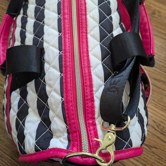 Betsey Johnson Quilted Weekender - Picture 13 of 16
